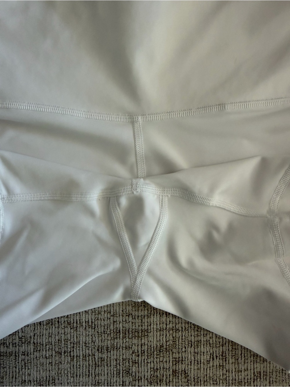 Athleta interval stash 5” shorts. White - Picture 2 of 5